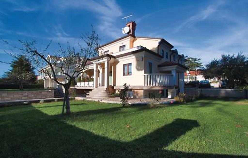 Apartments Villa Teuta Umago Exterior foto